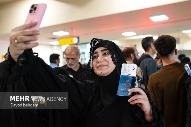 اعزام زائران اربعین از فرودگاه مشهد