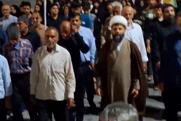 راهپیمایی شبانه مردم انقلابی آبدان