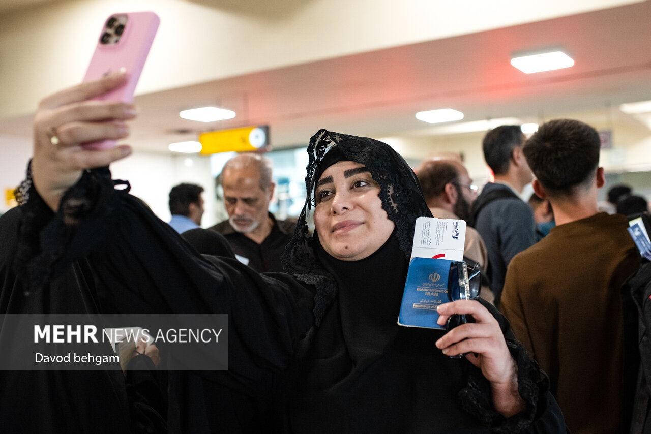 اعزام زائران اربعین حسینی از فرودگاه مشهد