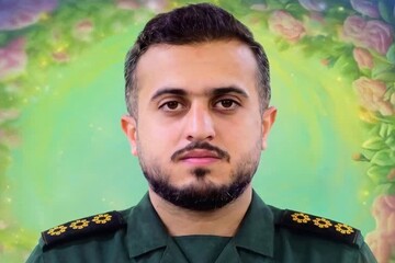 برگزاری مراسم وداع با پیکر شهید «امیرعباس درهم‌فروش» در همدان