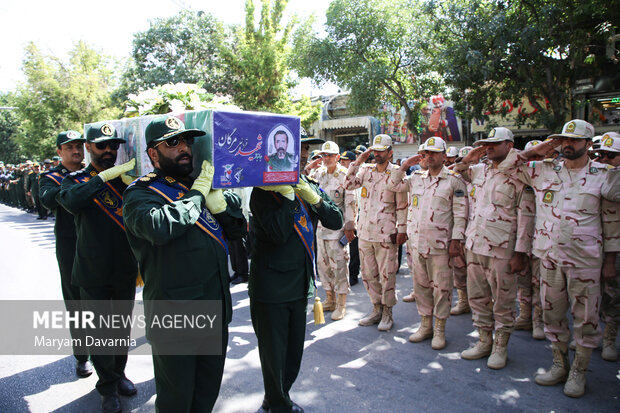 تشییع پیکر مطهر جانباز شهید قربانعلی مرگان در بجنورد