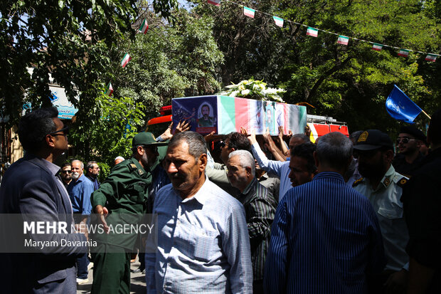 تشییع پیکر مطهر جانباز شهید قربانعلی مرگان در بجنورد