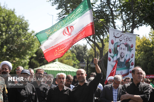 تشییع  پیکر شهید محمود ملاجباری در تبریز