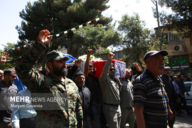 تشییع پیکر مطهر جانباز شهید قربانعلی مرگان در بجنورد