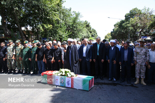 تشییع پیکر مطهر جانباز شهید قربانعلی مرگان در بجنورد