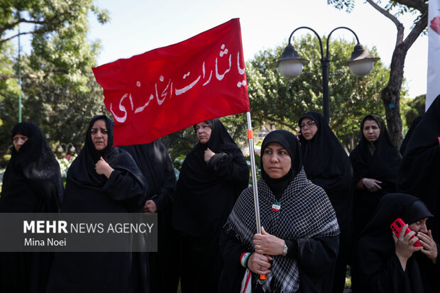 تشییع  پیکر شهید محمود ملاجباری در تبریز