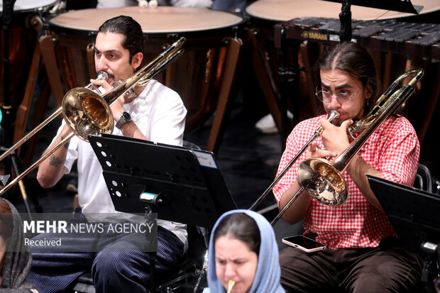 آماده سازی ارکستر سمفونیک تهران برای اجرای پروژه «خسوف»