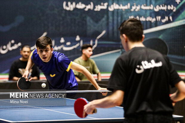 مسابقات قهرمانی تنیس روی میز امیدهای کشور در تبریز