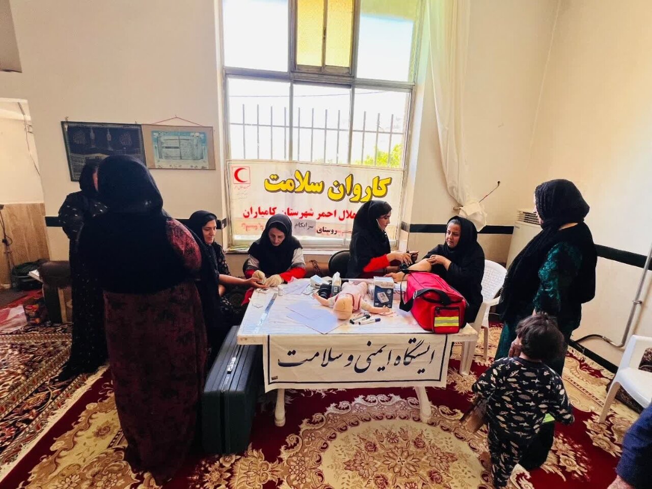 خدمات داوطلبان هلال‌احمر کردستان به بیش از ۱۲ هزار نفر رسید