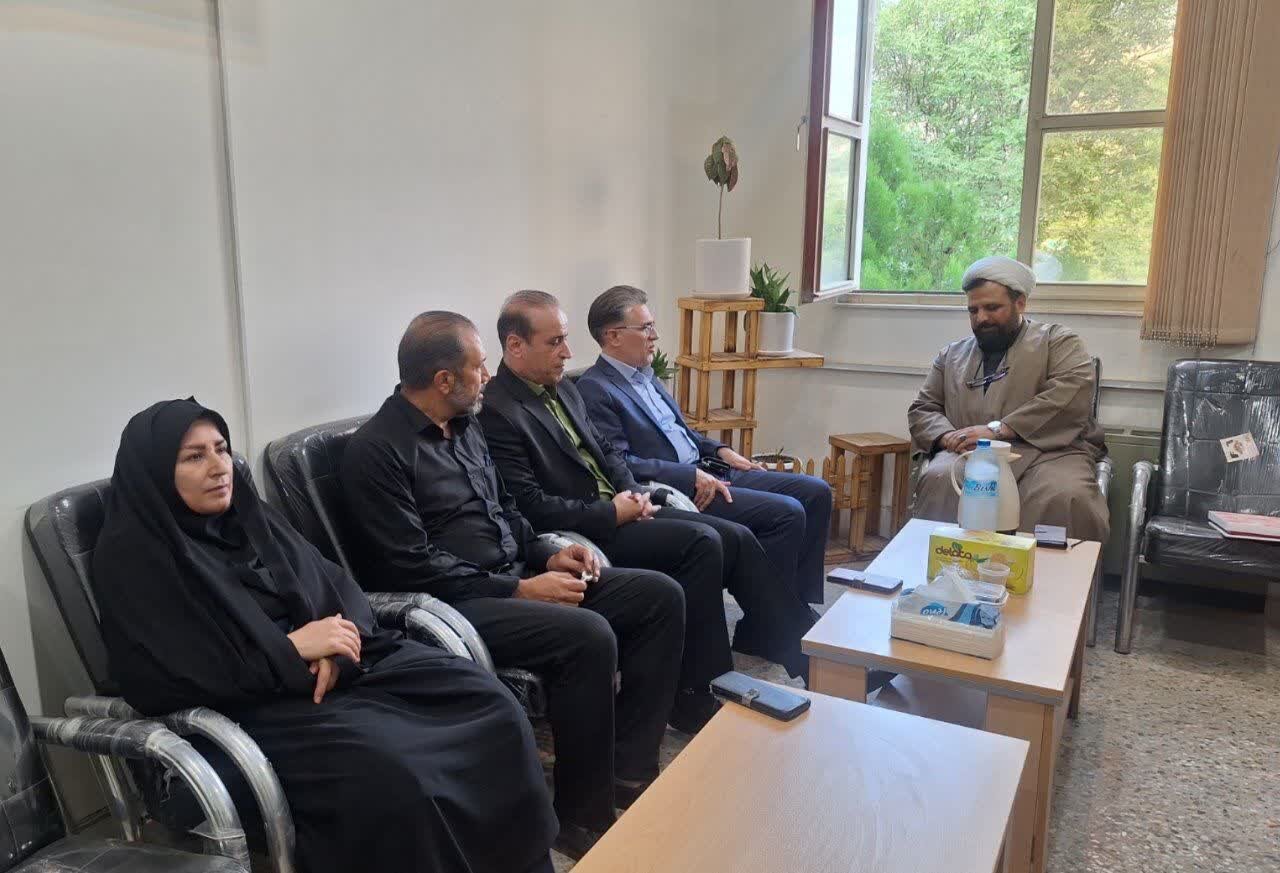 لزوم تقویت کانون‌های فرهنگی هنری مساجد لرستان و جذب حداکثری جوانان