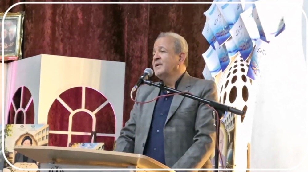 گزارش تحلیلی: محمدرضایی: خیرین مدرسه‌ساز در خط مقدم جبران کمبود فضاهای آموزشی هستند | مهر - کد 5c98