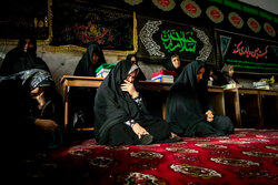 خانه به خانه با نام حسین(ع)