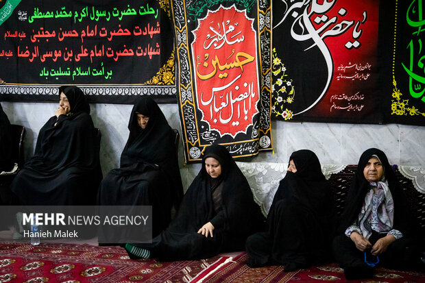 خانه به خانه با نام حسین(ع)