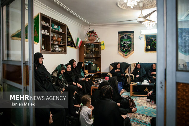 خانه به خانه با نام حسین(ع)