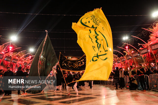 عزاداری شب اربعین حسینی در بین الحرمین