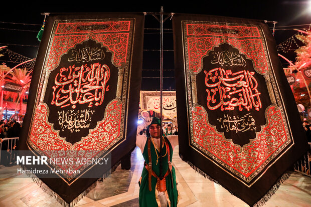 عزاداری شب اربعین حسینی در بین الحرمین
