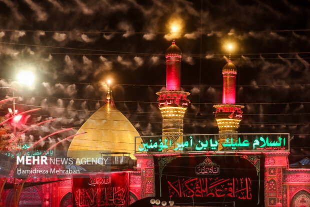 عزاداری شب اربعین حسینی در بین الحرمین