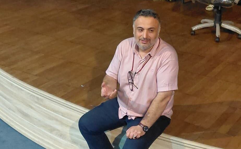 مهلت ارسال آثار به جشنواره تئاتر گیلان تا ۵ آبان تمدید شد مهلت ارسال آثار به جشنواره تئاتر گیلان تا ۵ آبان تمدید شد