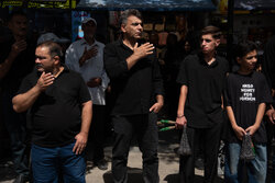 تجمعات شبانه مشهد در آستانه شهادت امام رضا(ع)