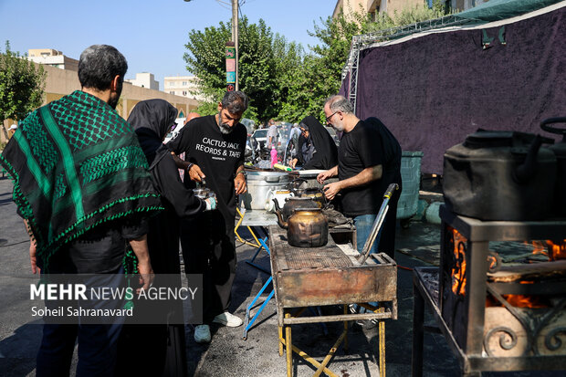 پیاده‌روی جاماندگان اربعین در تهران - ۲