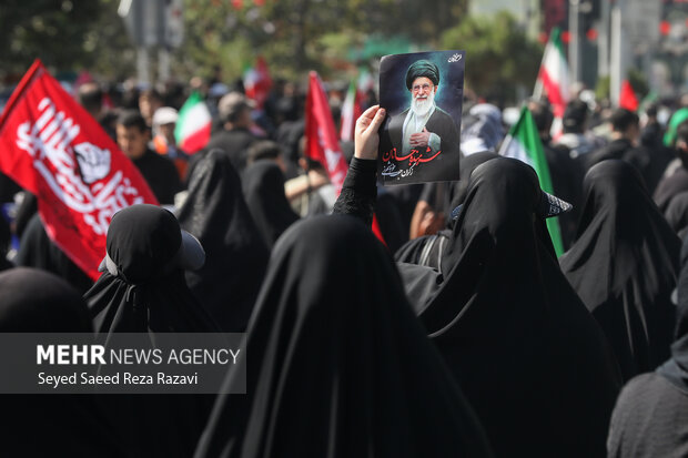 پیاده‌روی جاماندگان اربعین در تهران