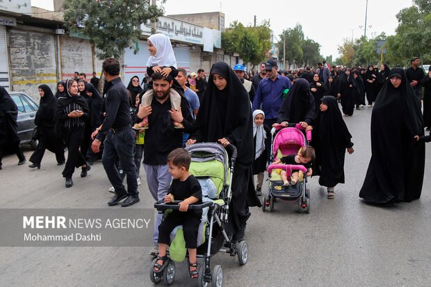 عطر عاشورا در کوچه های مشگین شهر؛جاماندگان اربعین حماسه جاودان آفریدند