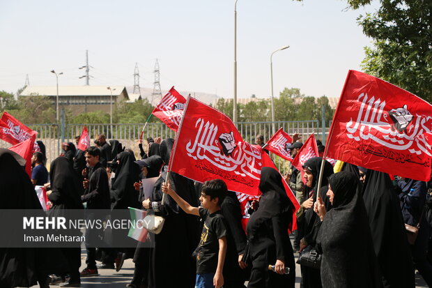 پیاده‌رویی جاماندگان اربعین در کرمانشاه