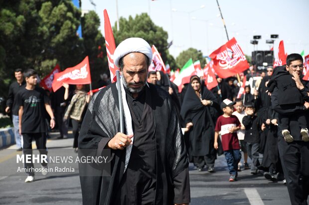 مراسم جاماندگان اربعین در بیرجند