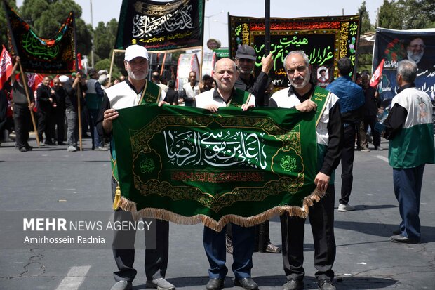 مراسم جاماندگان اربعین در بیرجند