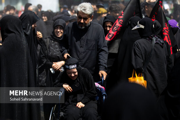 پیاده‌روی جاماندگان اربعین در تهران