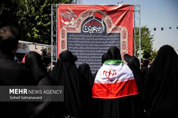 پیاده‌روی جاماندگان اربعین در تهران