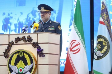 Iran Air Force ready to sacrifice lives in defense of nation