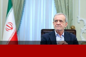 سەرۆک کۆماری ئێران : وڵاتانی دراوسێ نەیانهێشت گرووپە دژبەرەکان بێنە ناو وڵات