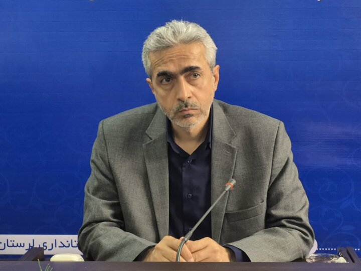 لزوم تأمین و توزیع مناسب کالاهای اساسی در بازار لرستان