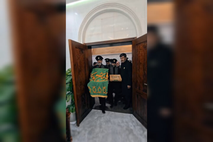 پرچم رضوی در حرمین شریف عسکریین(ع) 