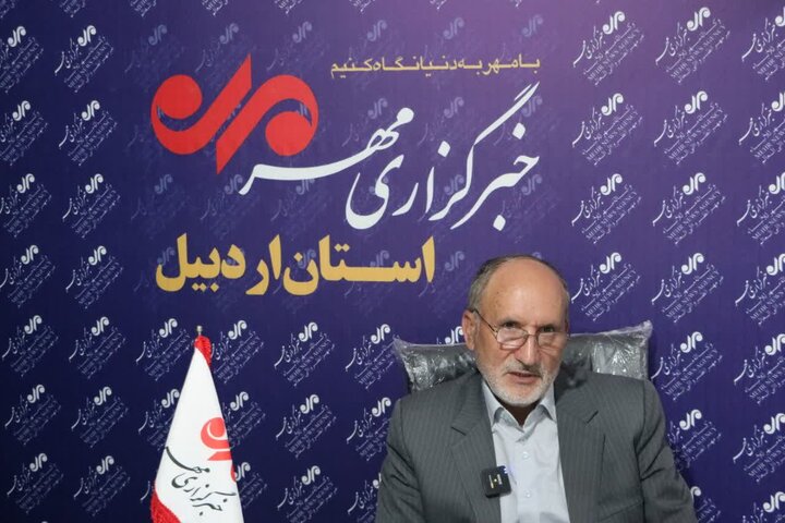 خبرنگاران مدیران و مهندسان صحنه انقلاب هستند