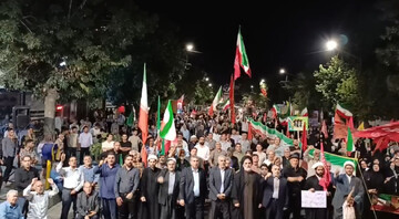 سلماسی‌ها در حمایت از رهبری و انقلاب همچنان در خیابان ایستاده اند