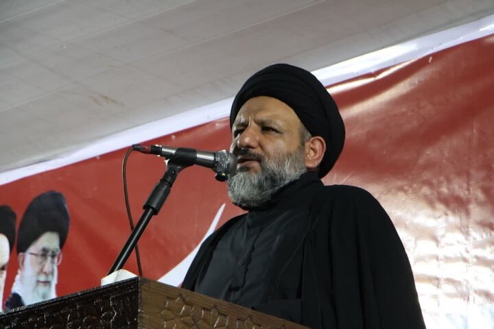 امام جمعه لاهیجان: دنیا مدیون ایستادگی ایران در برابر آمریکا است