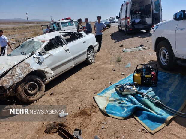 واژگونی سمند در محور میامی–میاندشت؛ یک نفر جان باخت