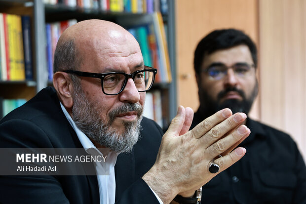 بازدید رئیس بنیاد مستضعفان از گروه رسانه‌ای مهر