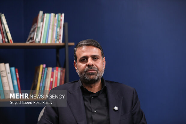 بازدید احمد نادری از گروه رسانه ای مهر