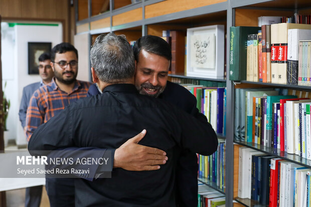 بازدید احمد نادری از گروه رسانه ای مهر
