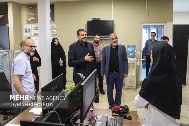 بازدید احمد نادری از گروه رسانه ای مهر