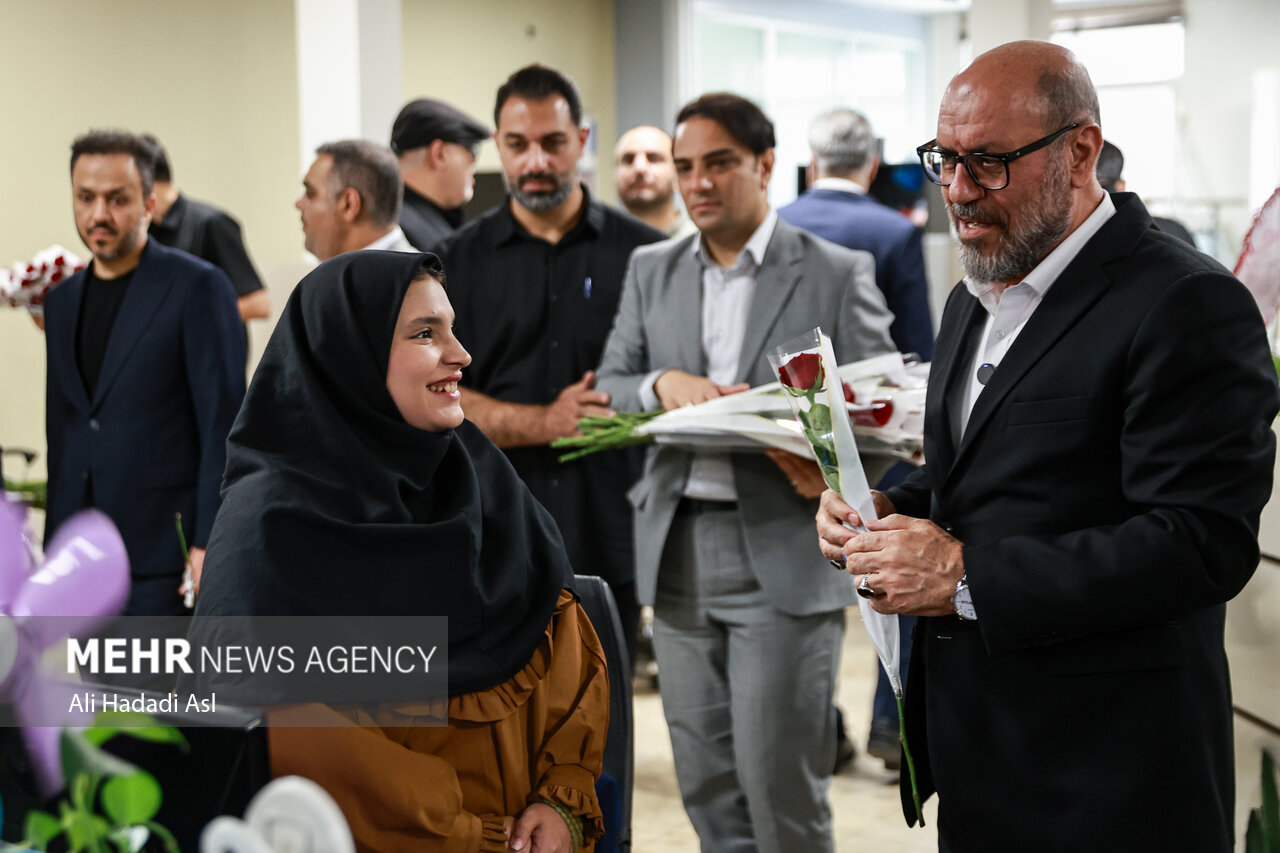 Bomyad Mostazafan chairman tours Mehr
