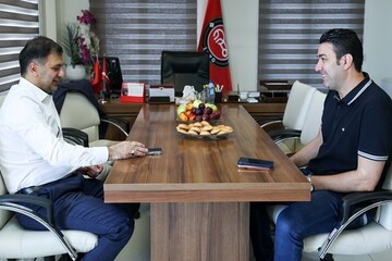 جواد نکونام و حجت کریمی