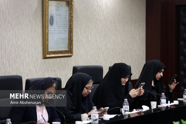 نشست خبری محمد شاه محمدی رئیس کانون وکلای دادگستری مرکز
