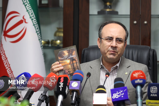 نشست خبری محمد شاه محمدی رئیس کانون وکلای دادگستری مرکز