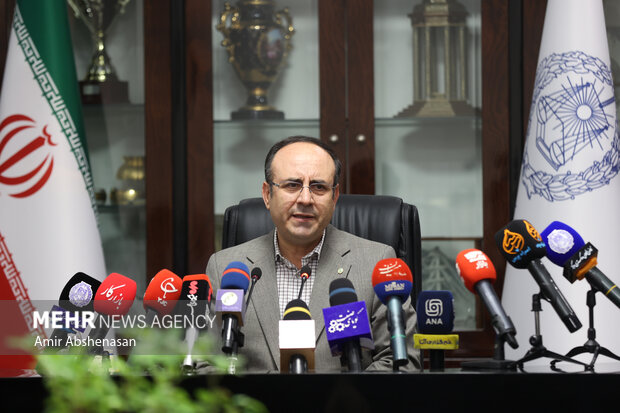 نشست خبری محمد شاه محمدی رئیس کانون وکلای دادگستری مرکز