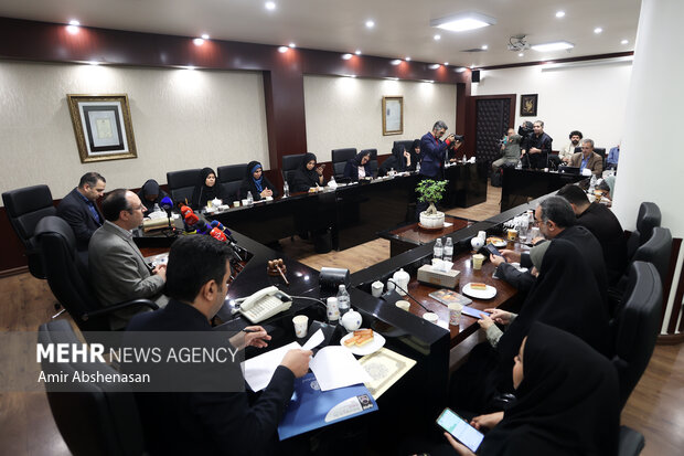 نشست خبری رئیس کانون وکلای دادگستری مرکز 4