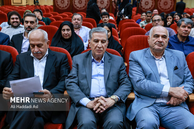 نشست خبری رئیس اتاق بازرگانی ایران با اصحاب رسانه